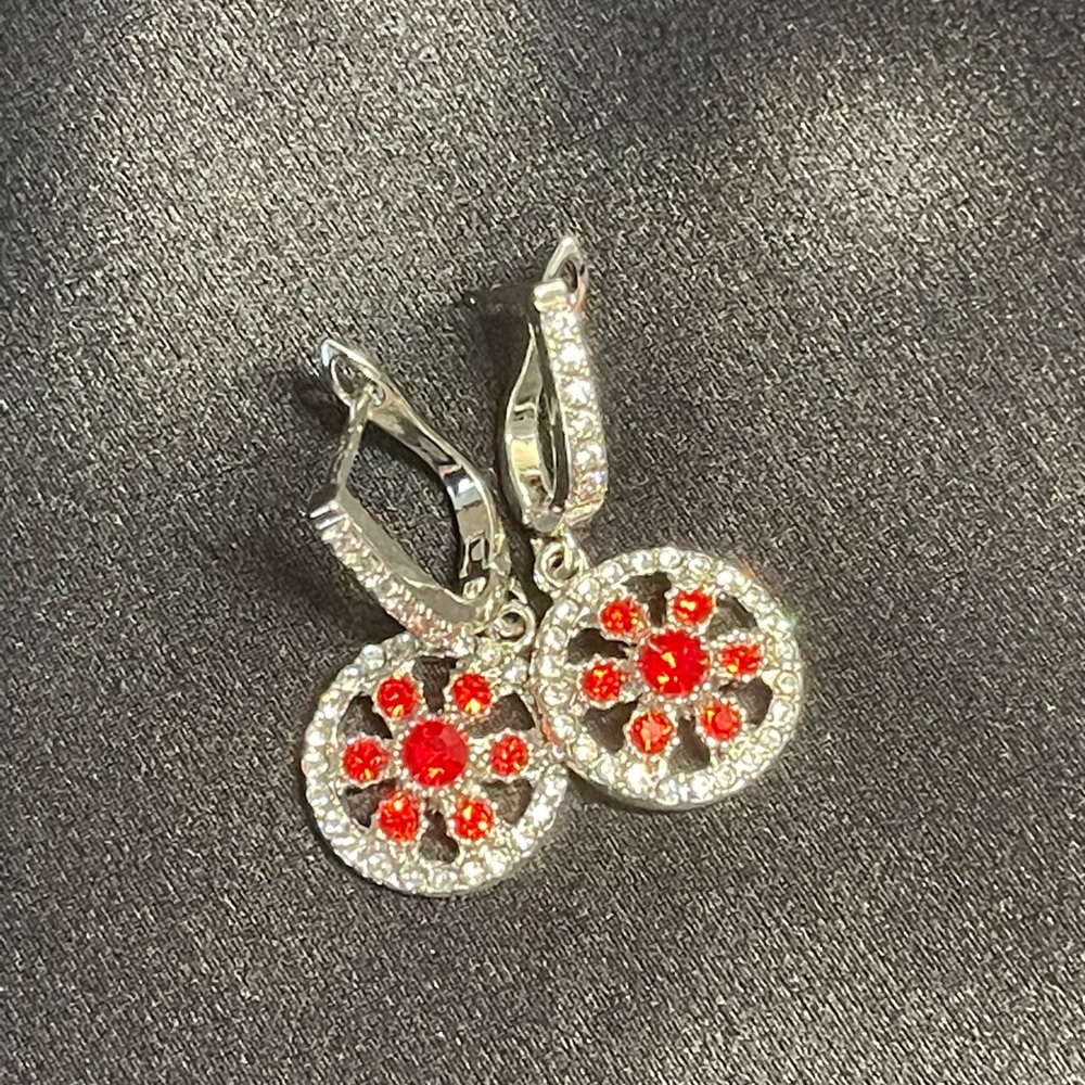 New earrings and new necklace silver